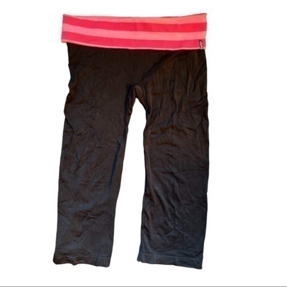 Xoxo size small Capri leggings black with light and hot pink horizontal stripes